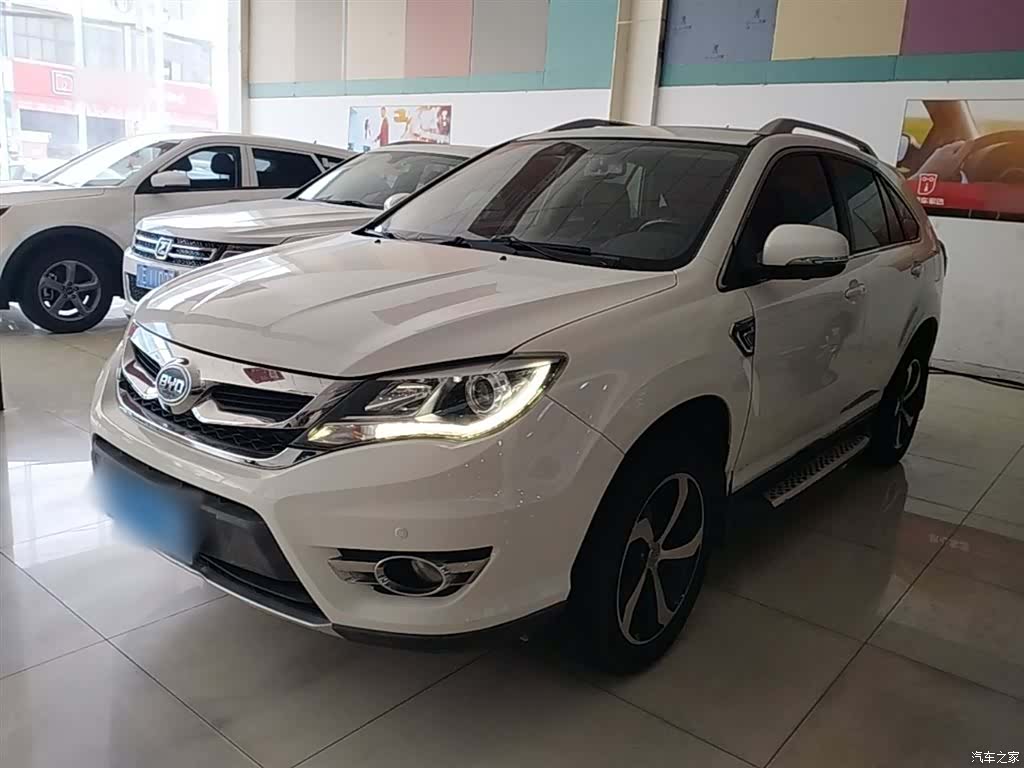 BYD S7, 2015 1