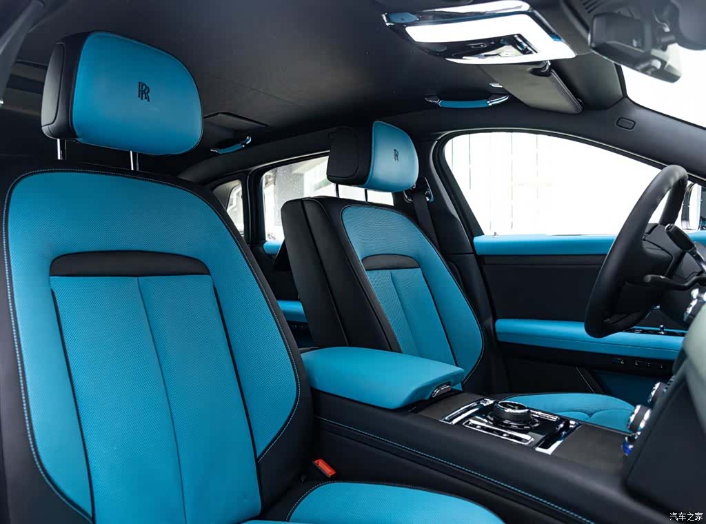 Rolls-Royce Ghost, 2023 16