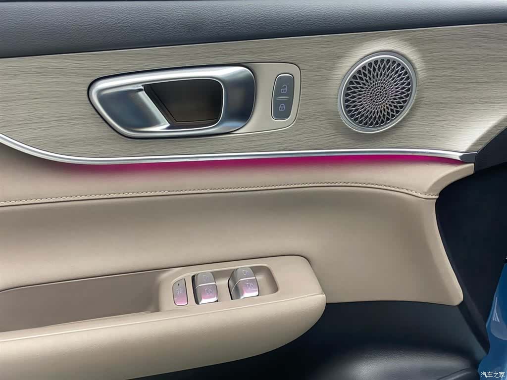 Chery Tiggo 8 Plus, 2025 21