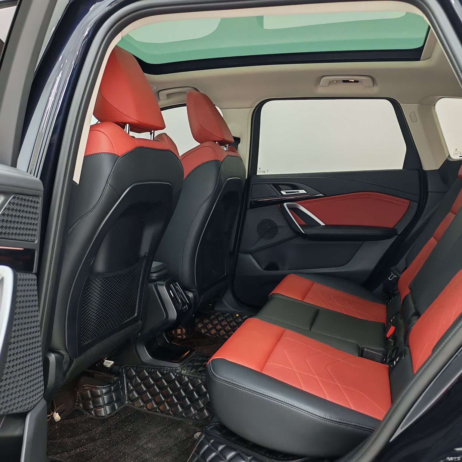 BMW X1, 2024 8