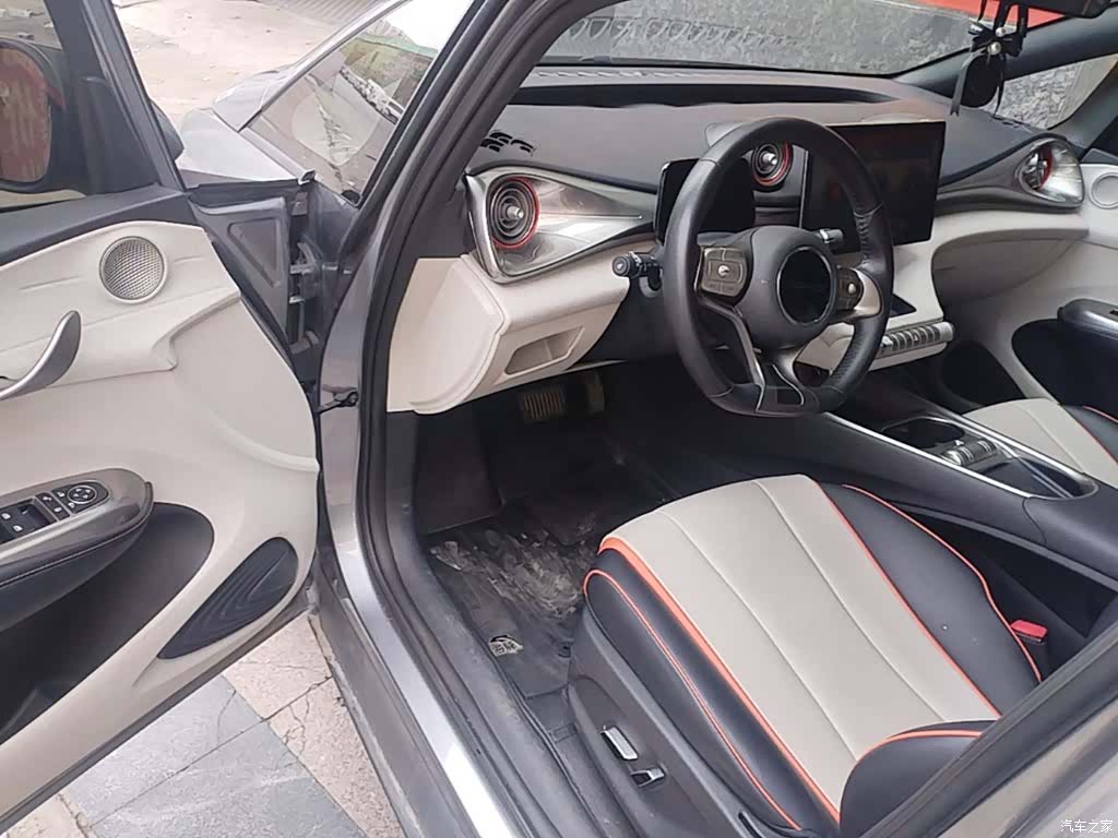 BYD Dolphin, 2022 16