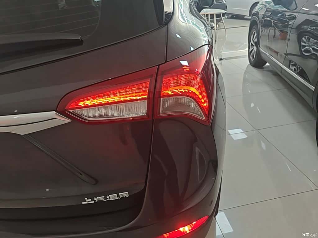 Buick Envision Plus, 2018 8