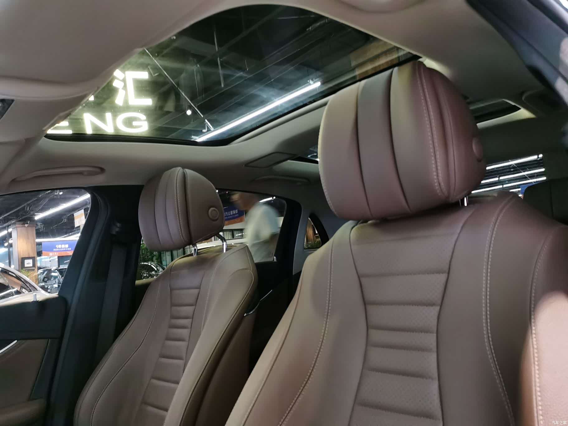 Mercedes-Benz E-Class, 2019 13