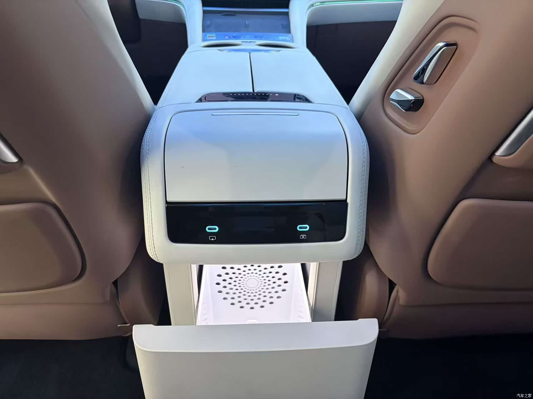 BYD Xia, 2025 24