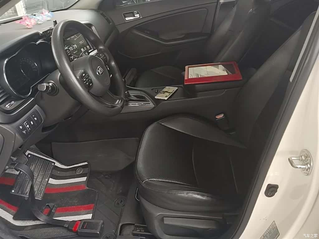 Kia K5, 2015 11