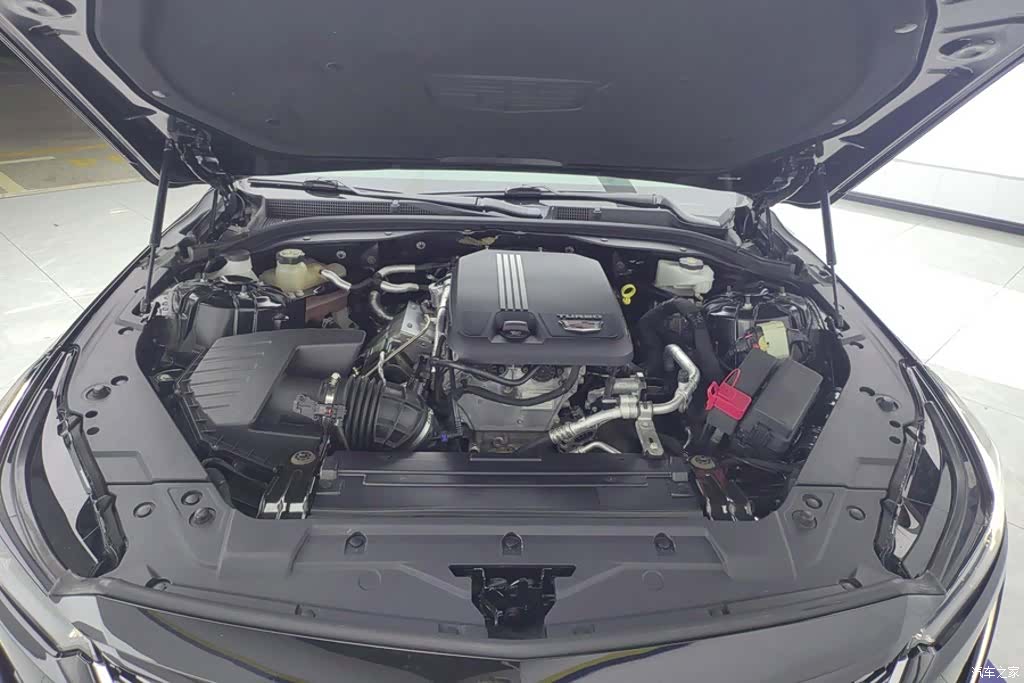 Cadillac CT5, 2023 10