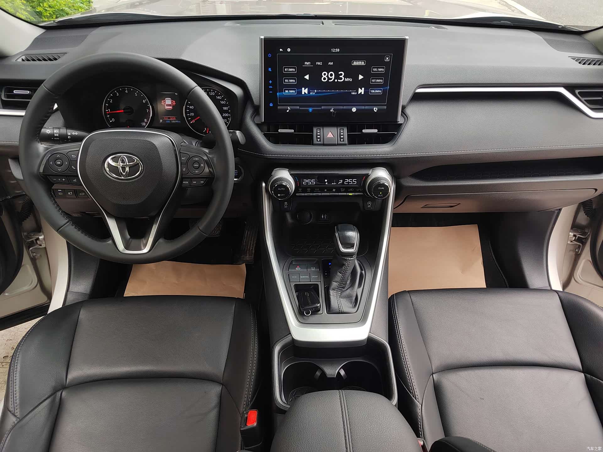 Toyota Wildlander, 2021 13