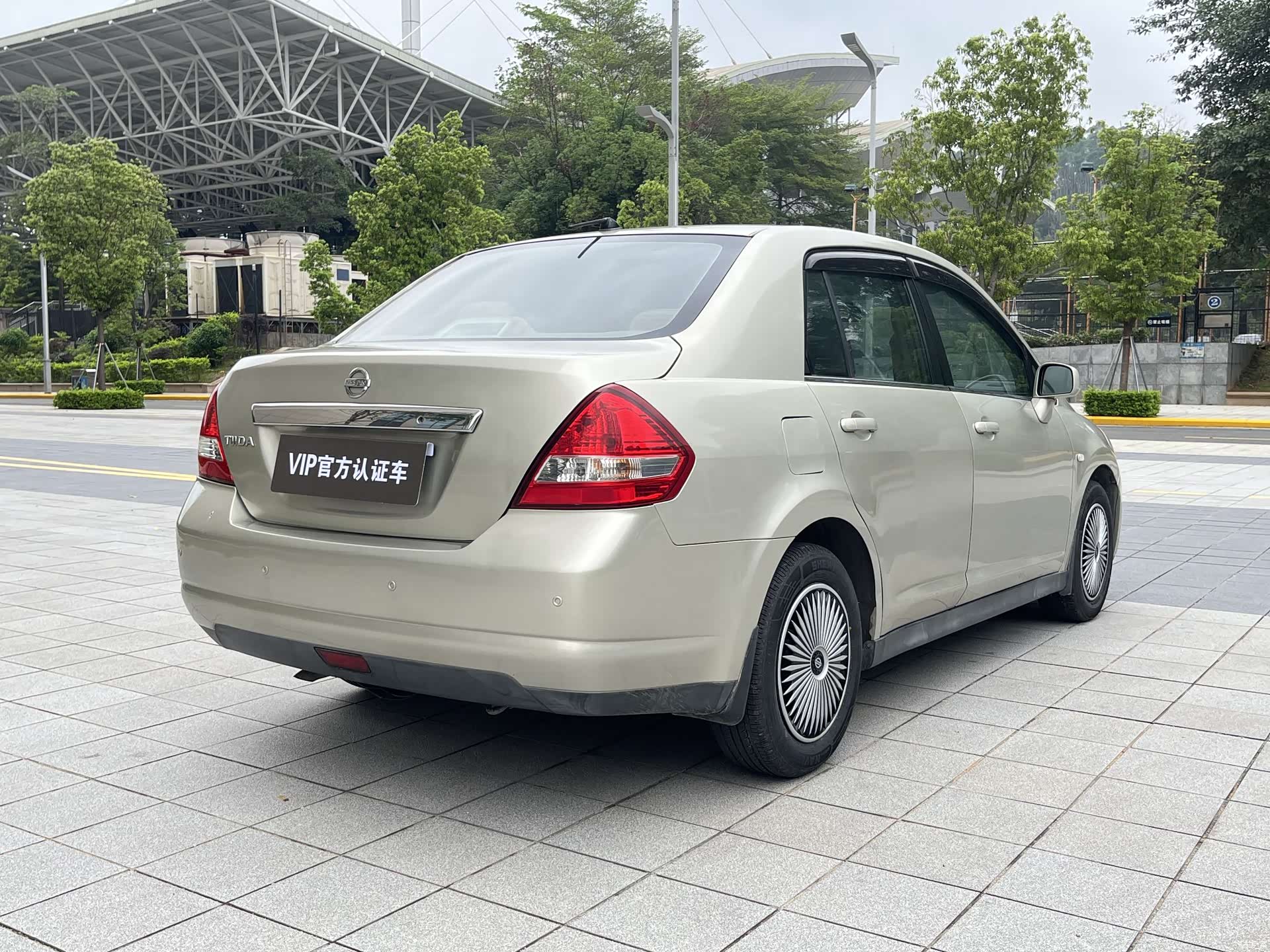 Nissan 1.6JS, 2005 3