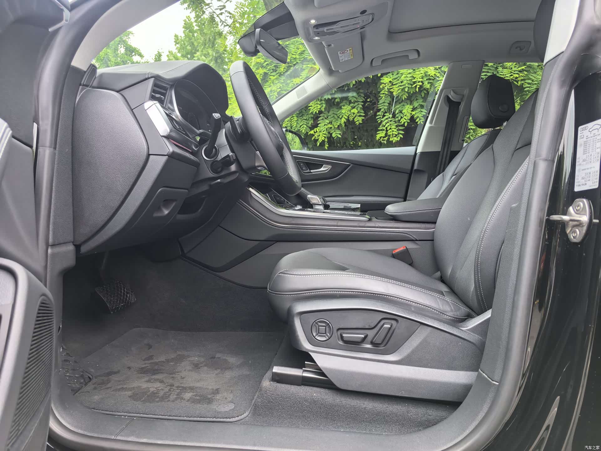 Audi Q8, 2025 все фото