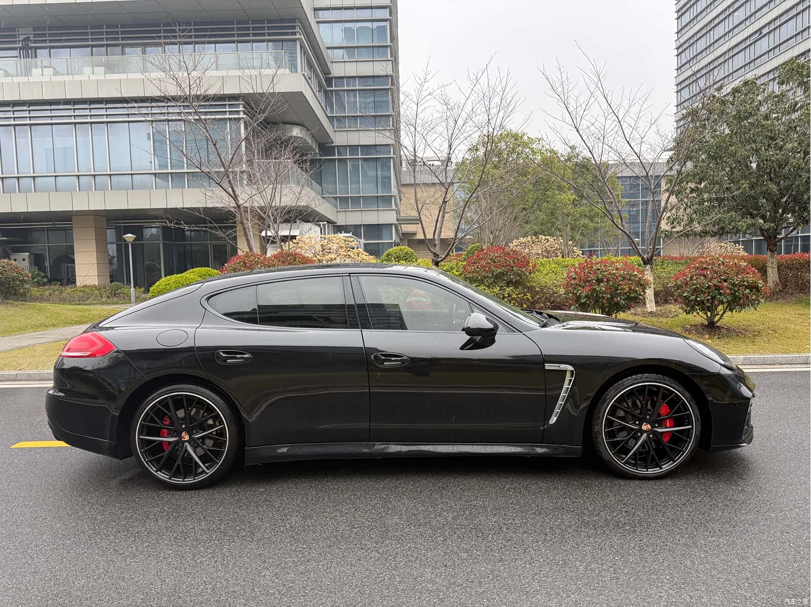 Porsche Panamera, 2011 4