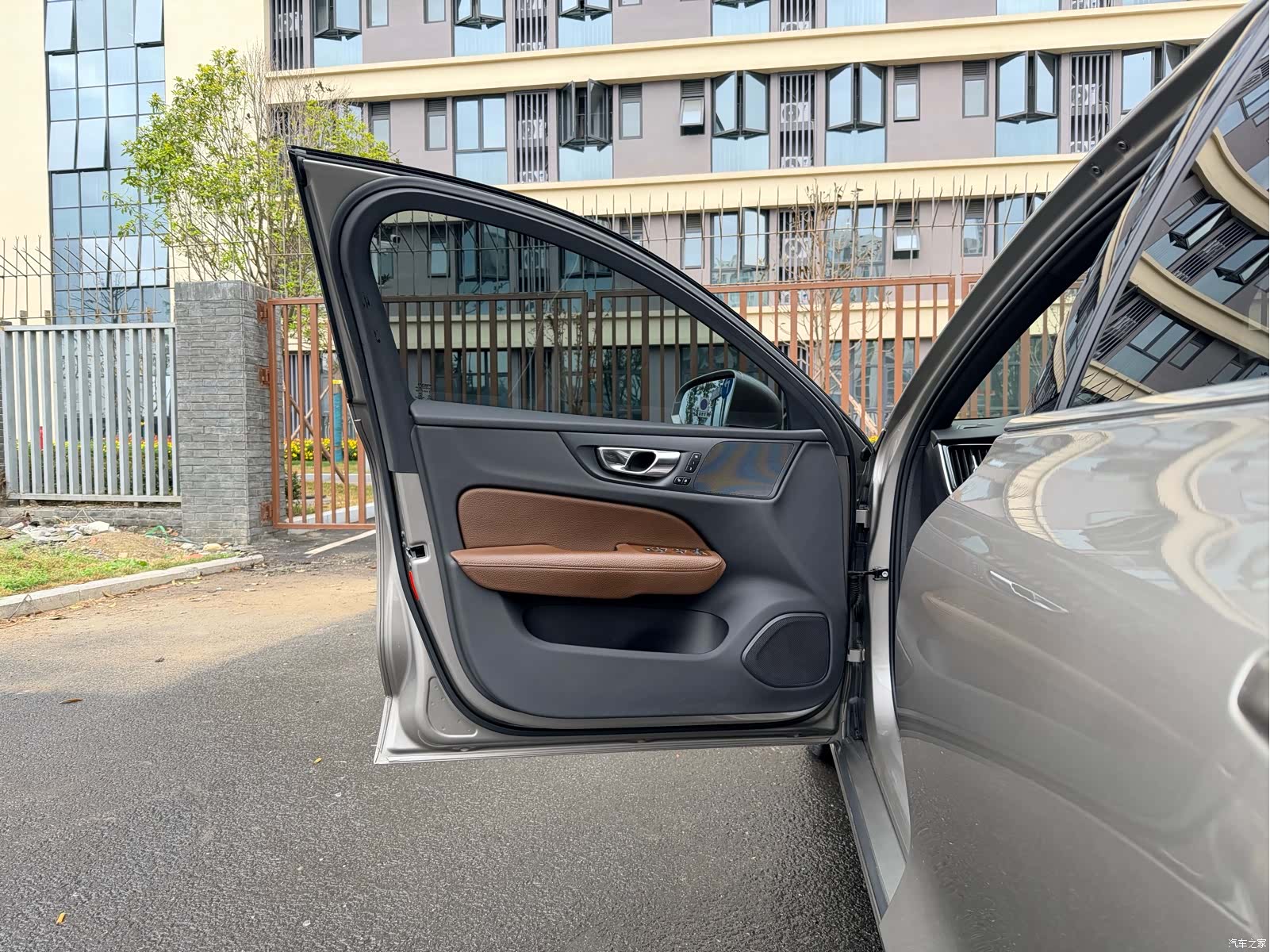 Volvo S60, 2021 все фото