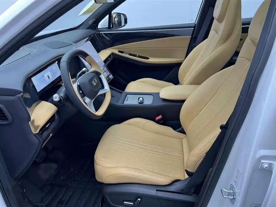 Geely Galaxy Galaxy L7