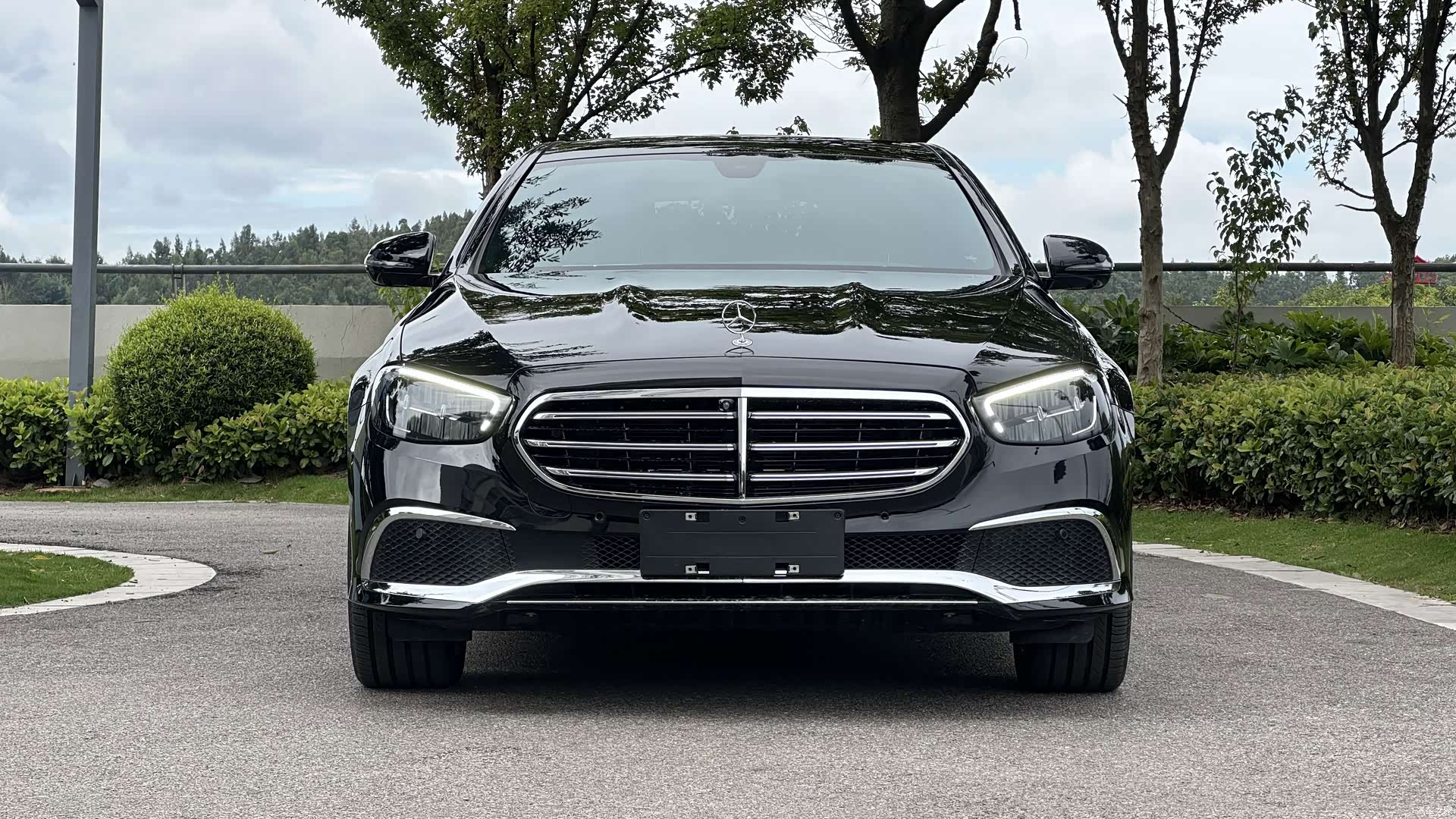 Mercedes-Benz E-Class, 2022 2