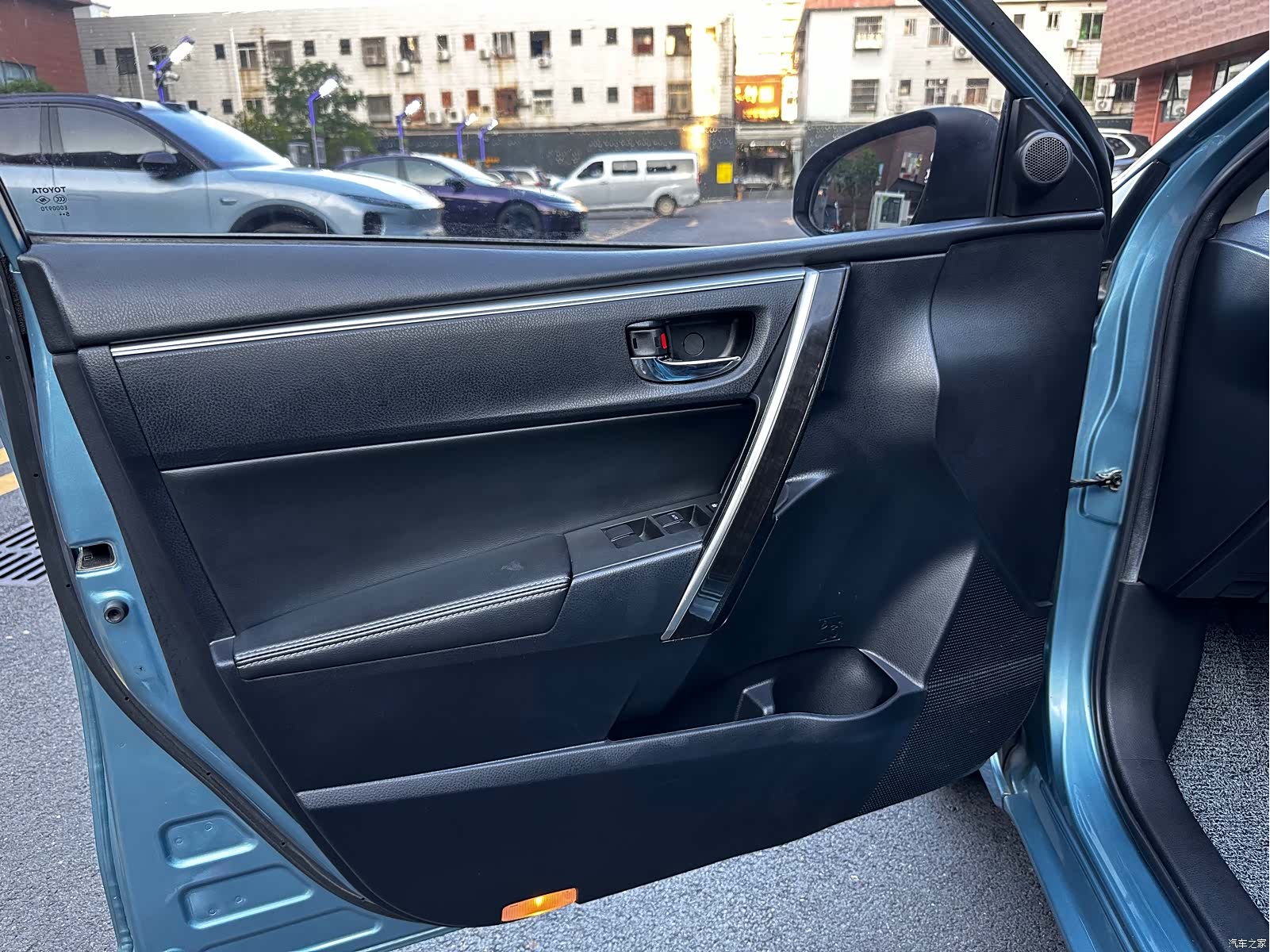 Toyota Corolla, 2015 13