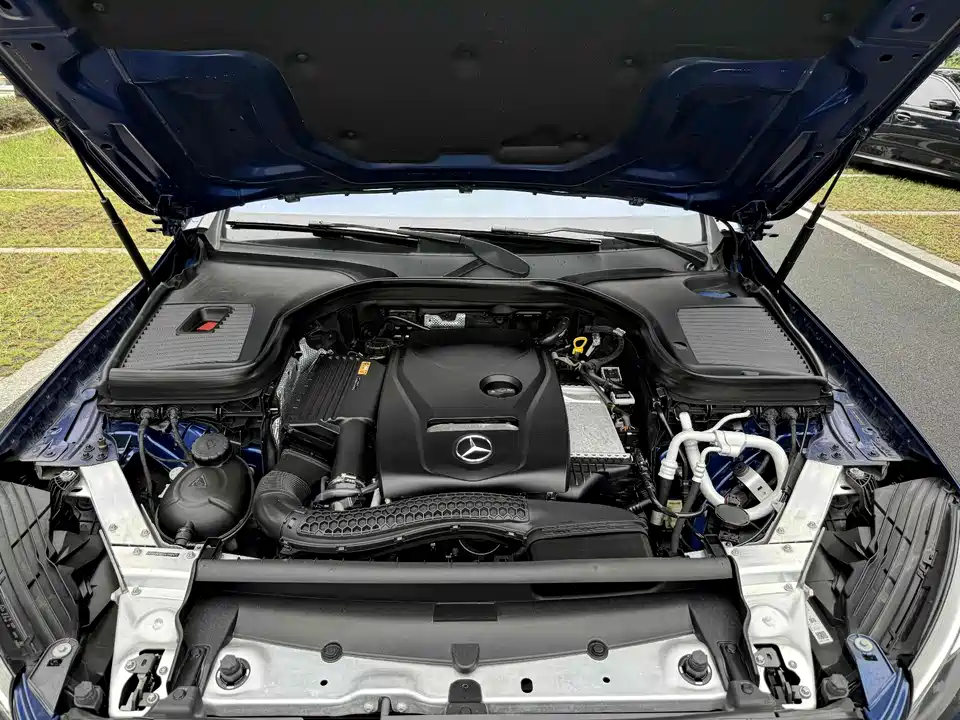 Mercedes-Benz GLC Mercedes-Benz GLC