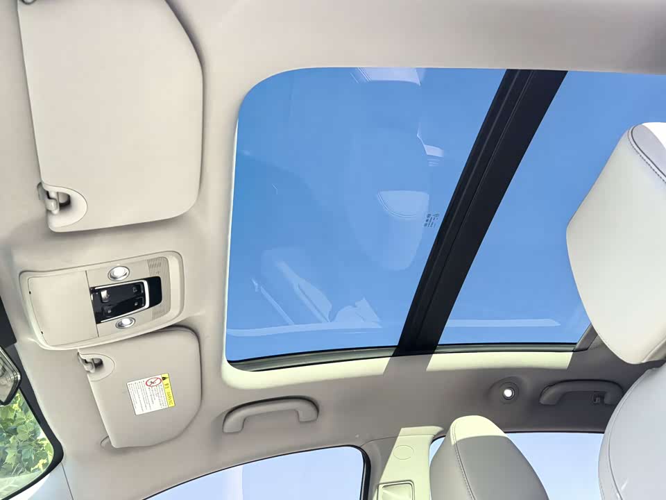 BYD Yuan Pro BYD Yuan Pro