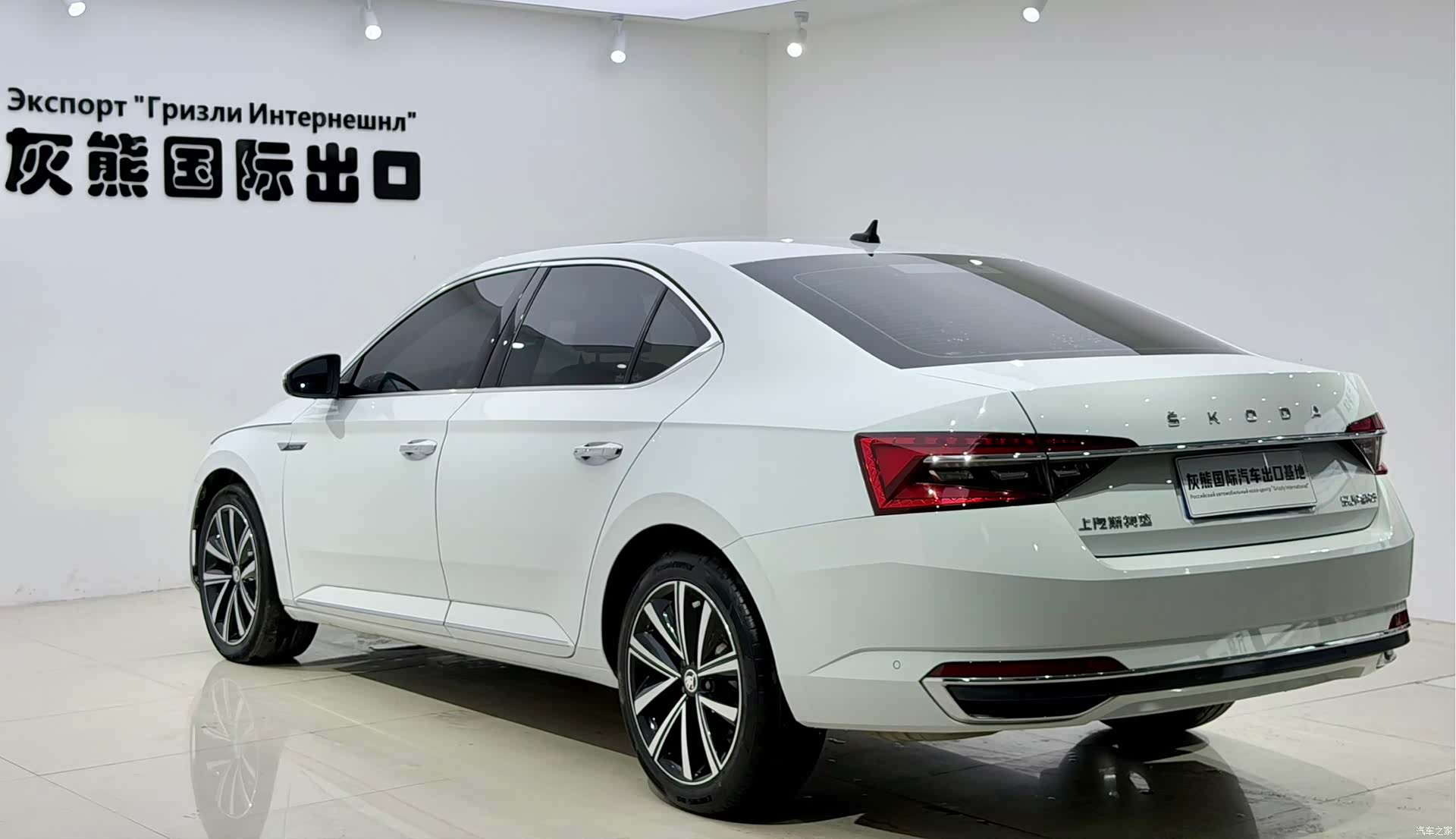 Skoda Superb, 2023 6