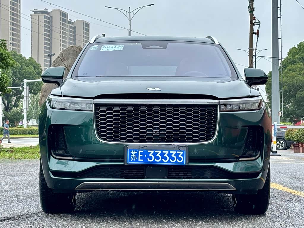 Li Auto ONE