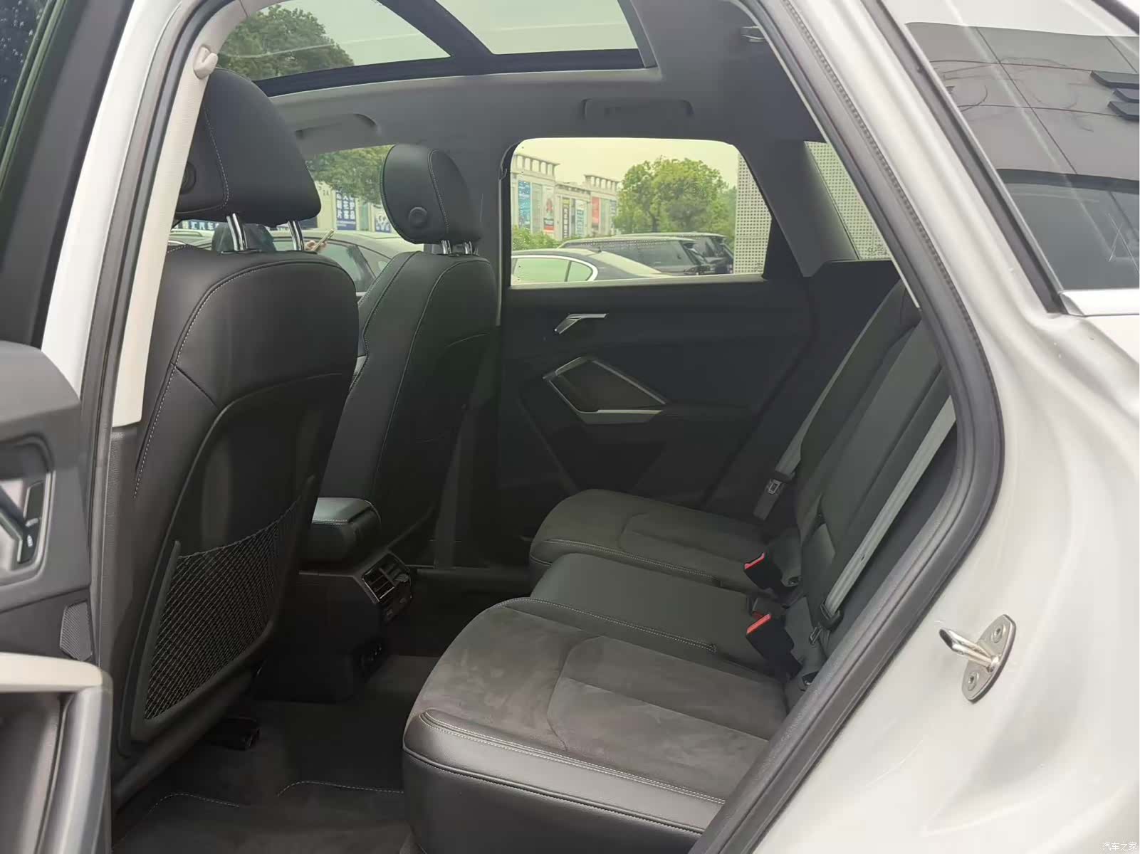 Audi Q3, 2022 6