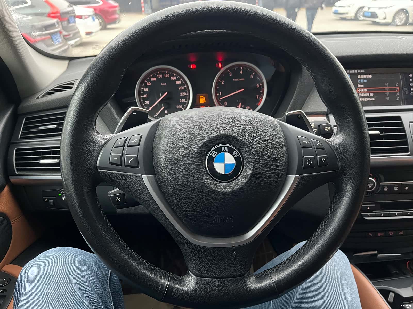BMW X6, 2012 10