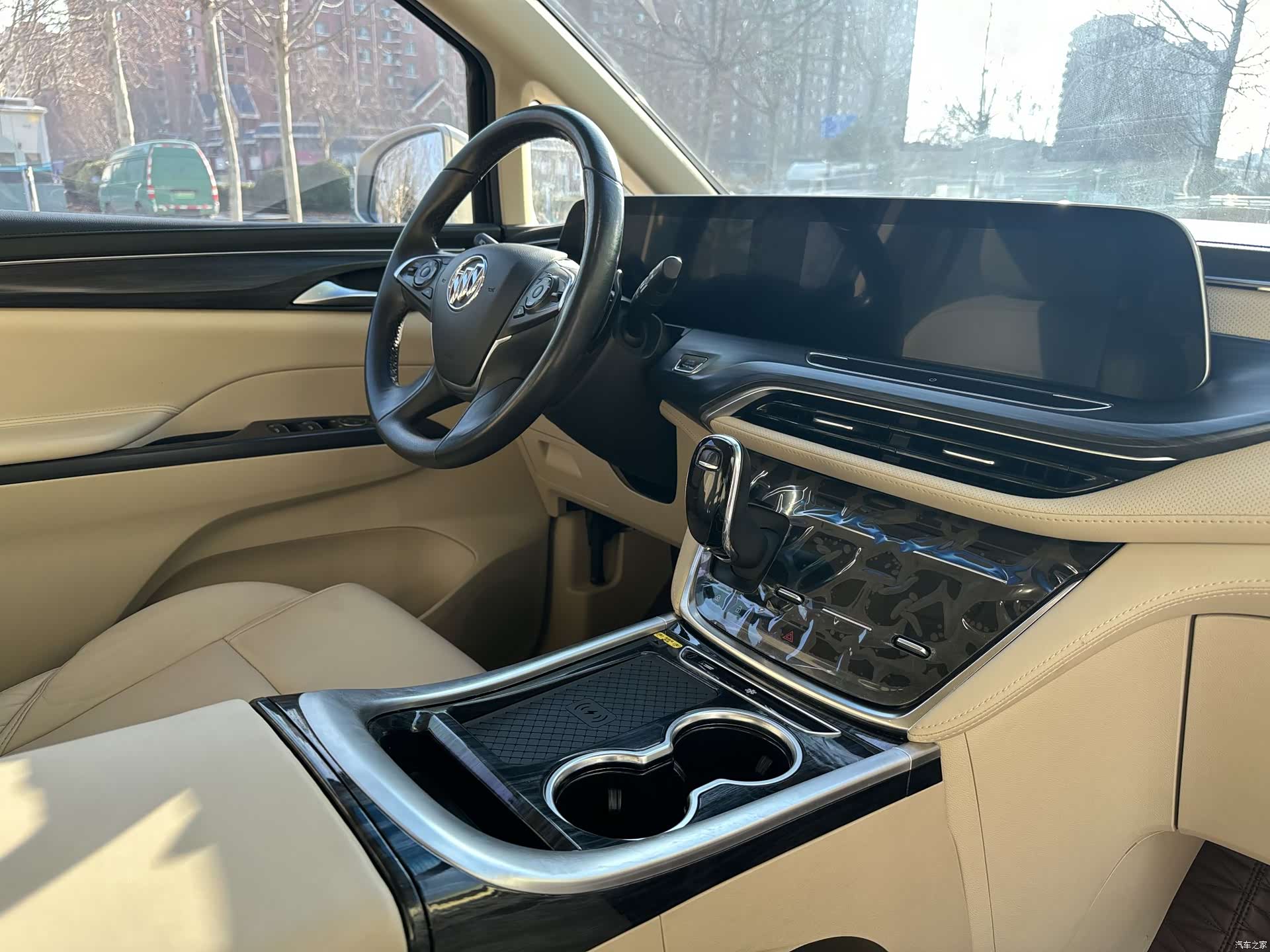 Buick GL8, 2022 9