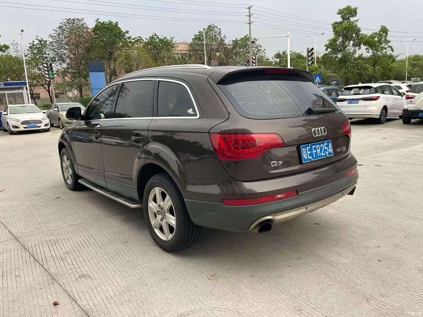 Audi Q7, 2015 6