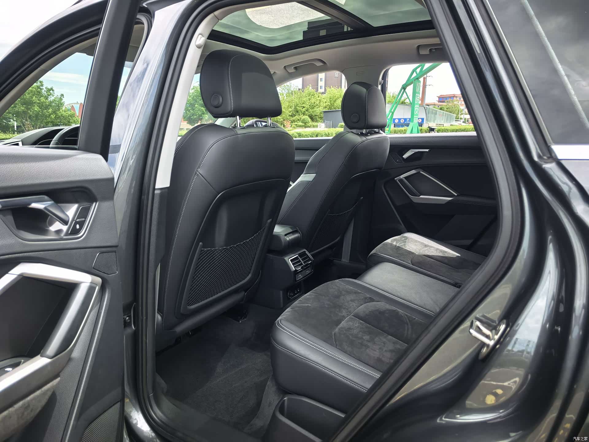 Audi Q3, 2022 9