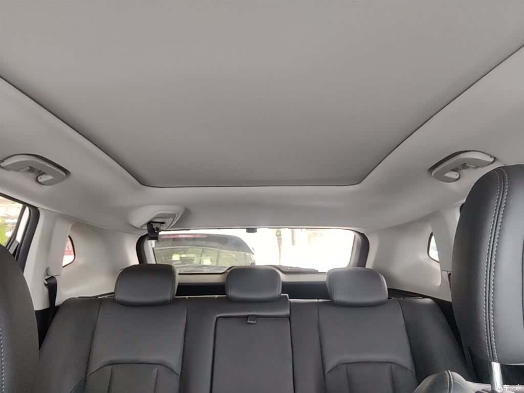 DongFeng AX7, 2019 18