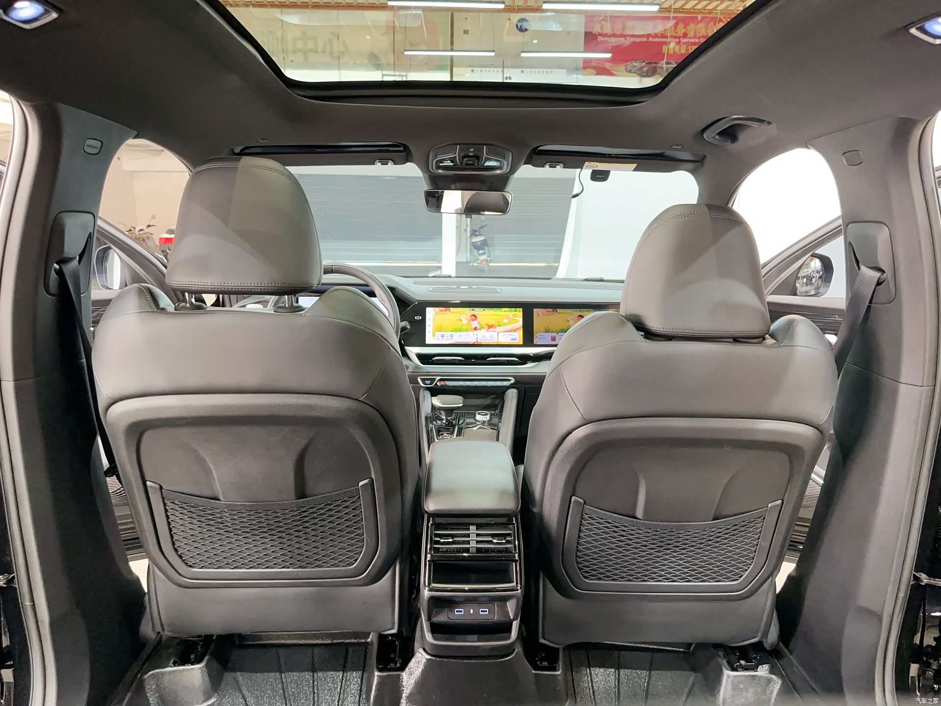 Geely Xingyue L, 2025 19