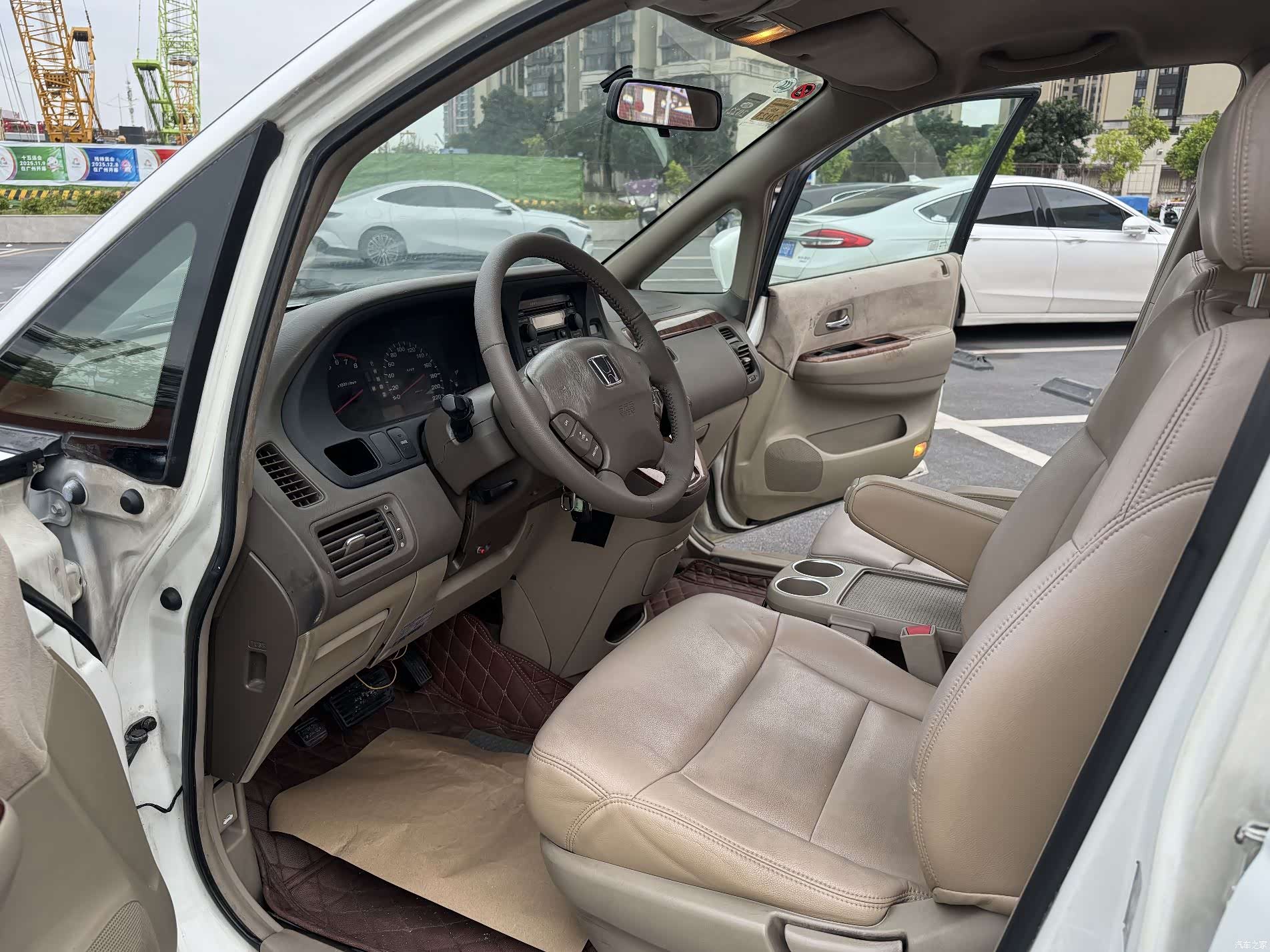 Honda Odyssey, 2005 16