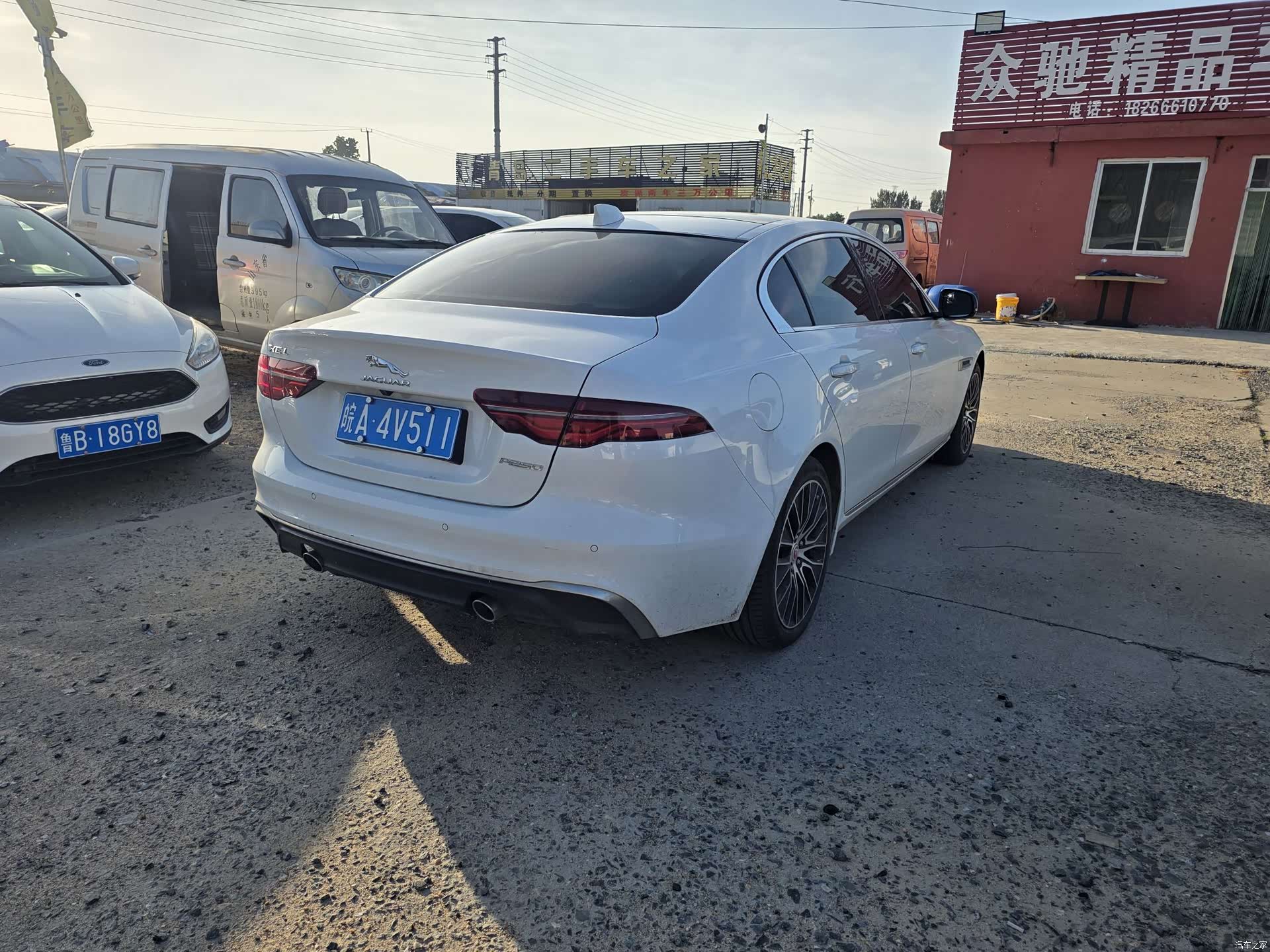 Land Rover XEL, 2022 все фото