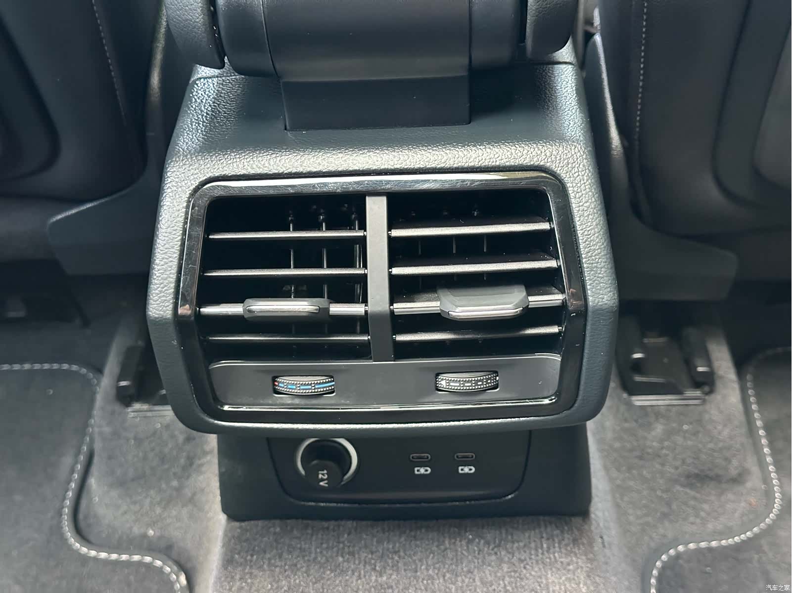 Audi Q3, 2021 16