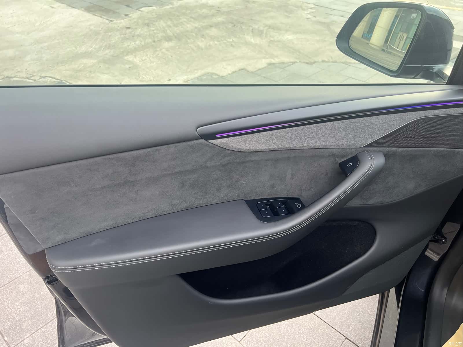 Tesla Model Y, 2025 8