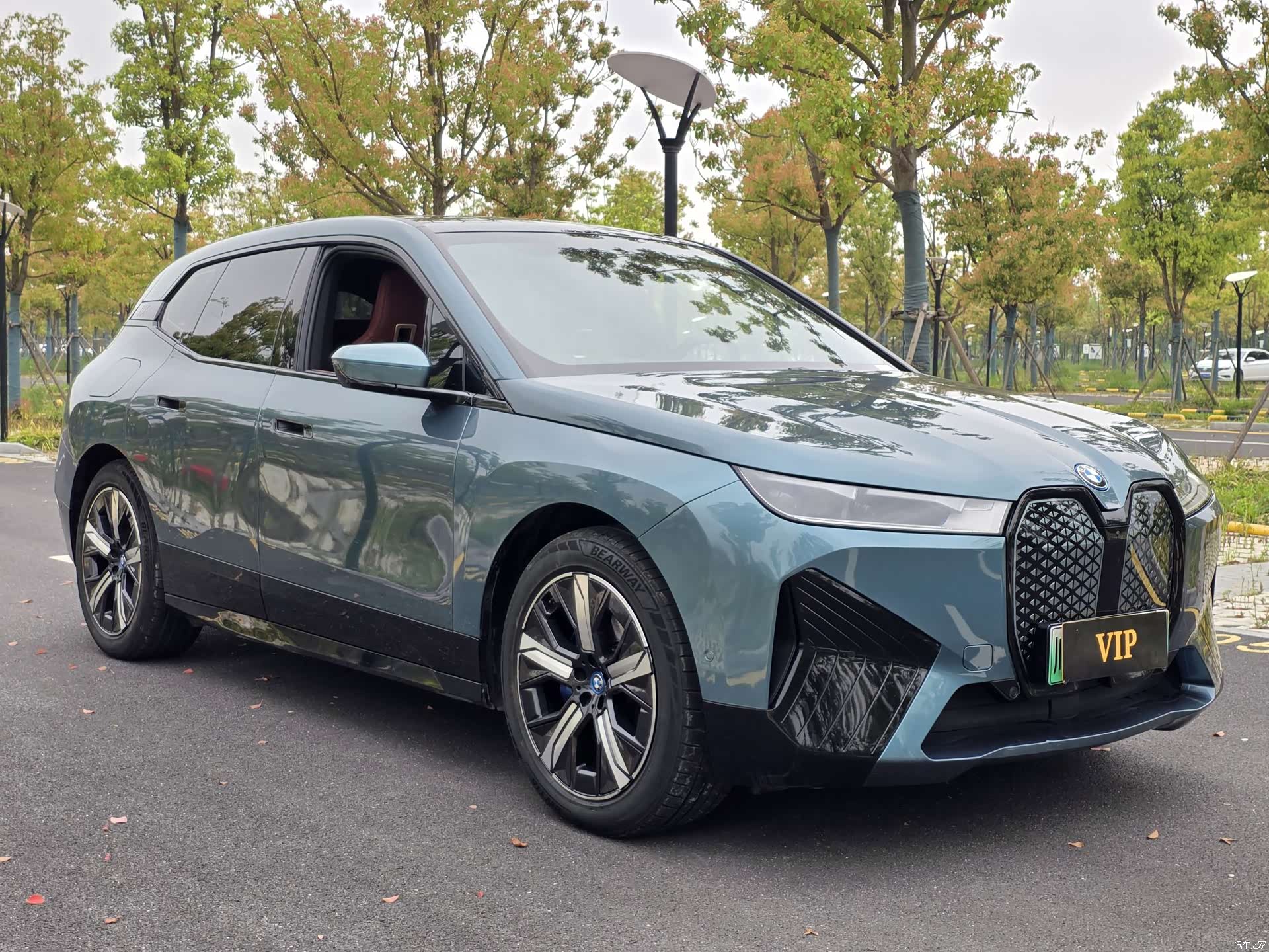 BMW iX, 2022 3