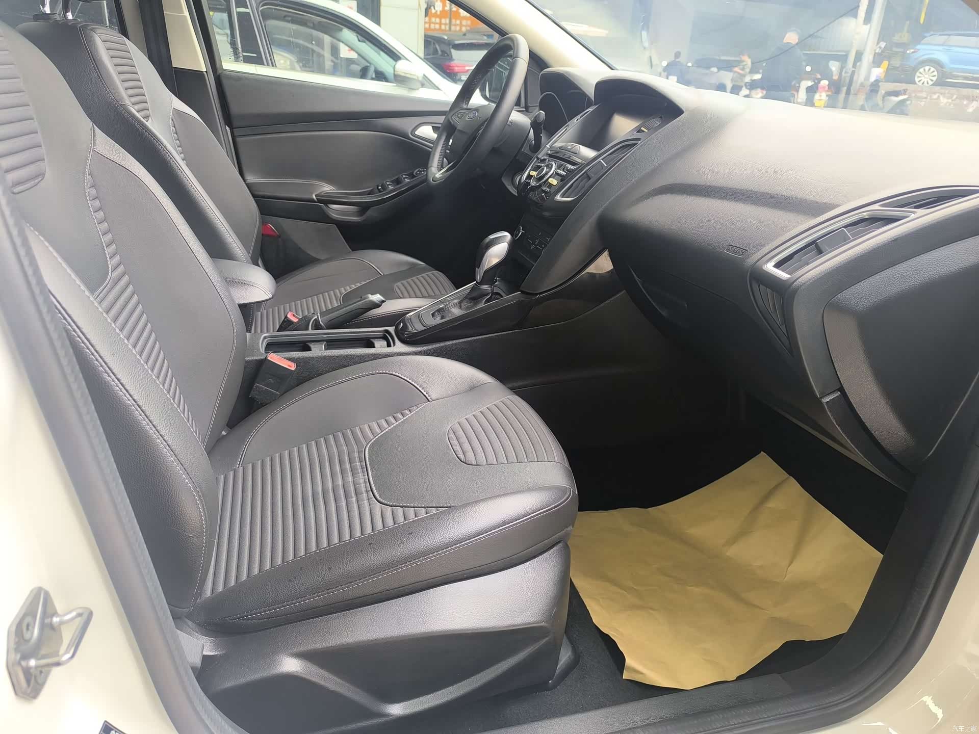 Ford Focus, 2018 6