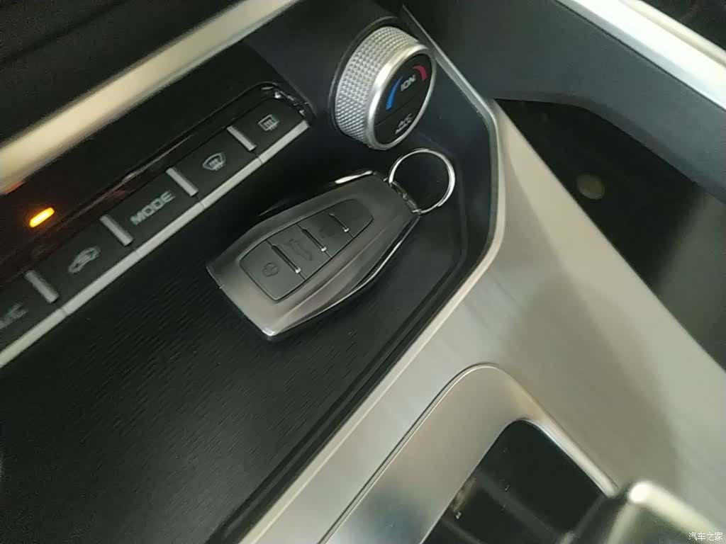 Geely Coolray, 2020 9
