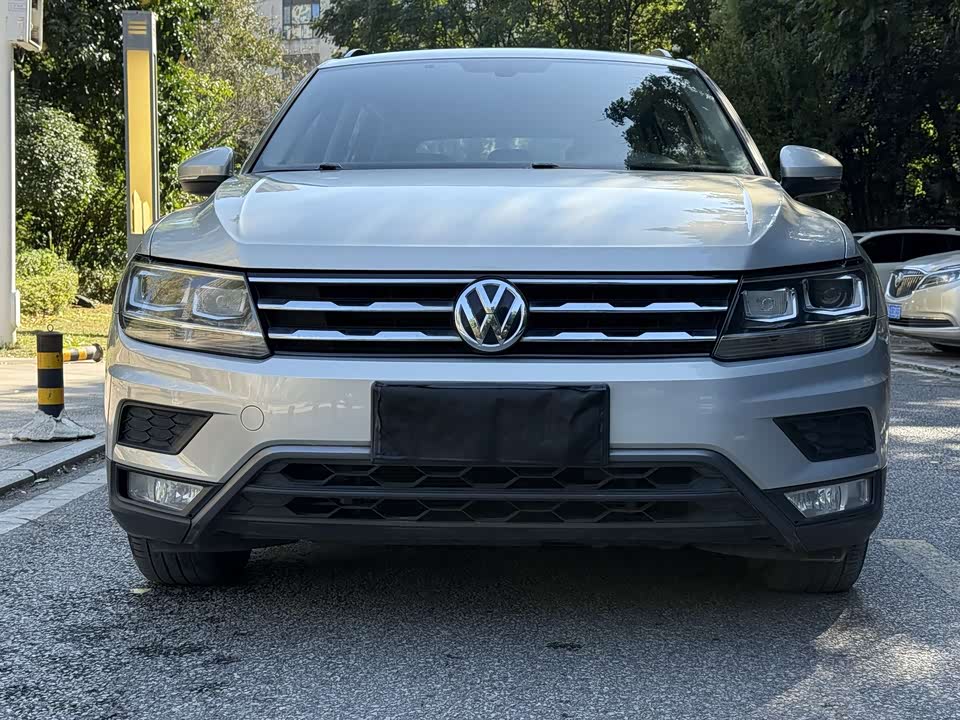 Volkswagen Tiguan L