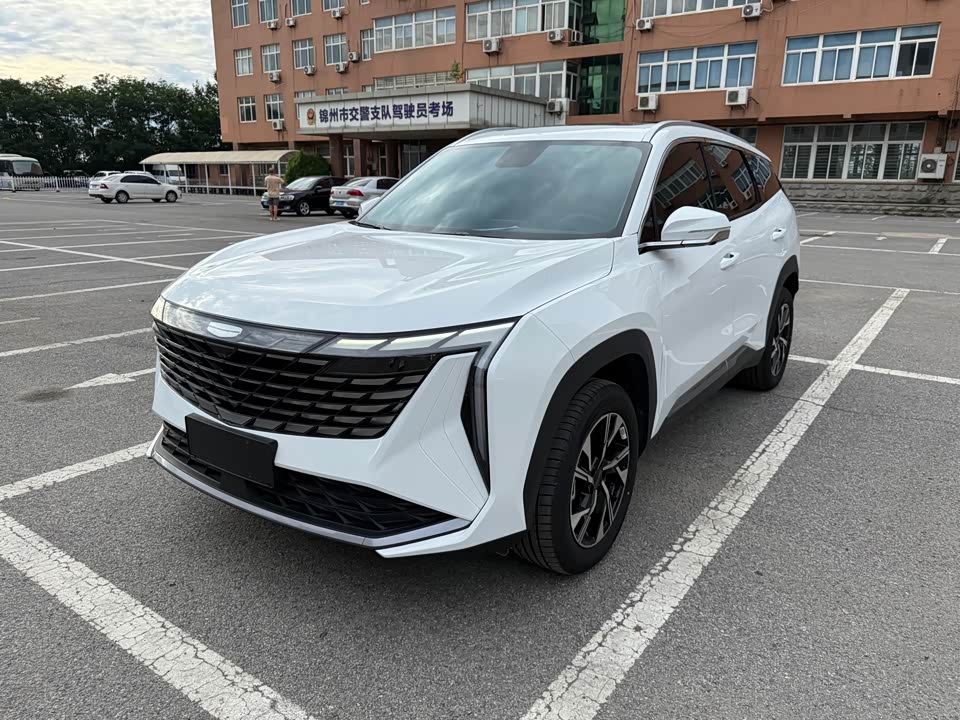 Geely Atlas L