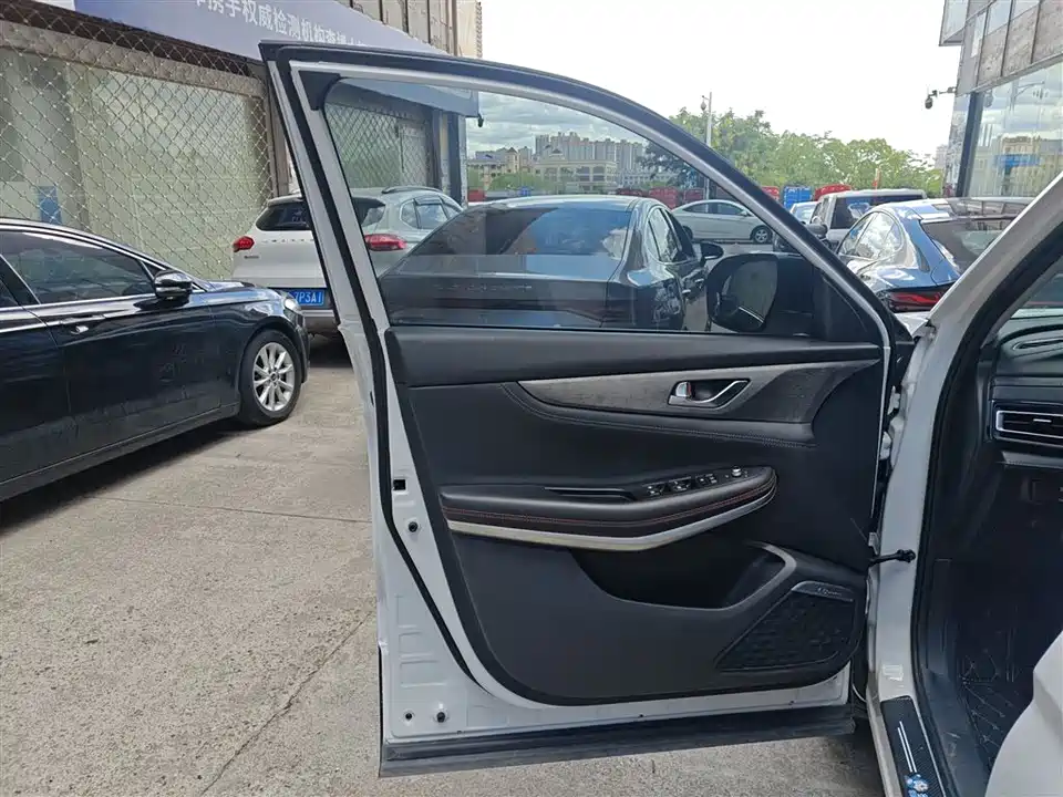 Changan CS75