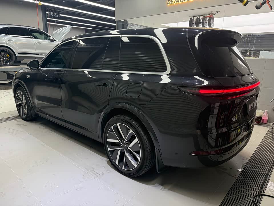 Li Auto Ideal L9