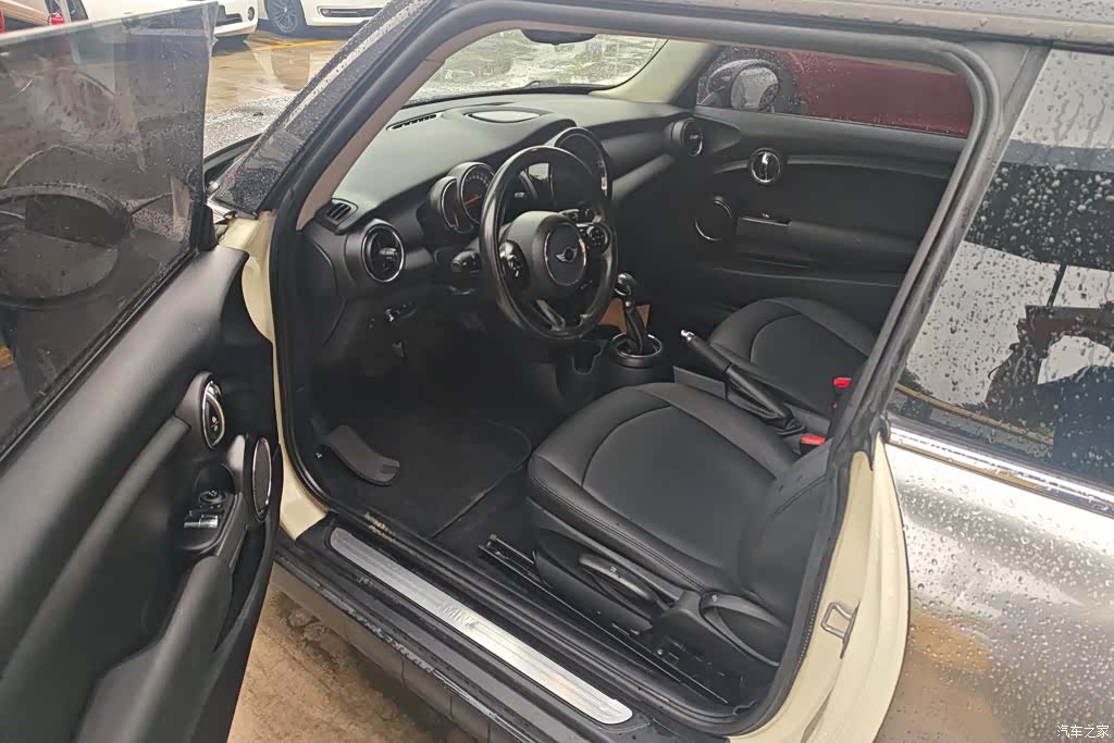 Mini ONE, 2014 9