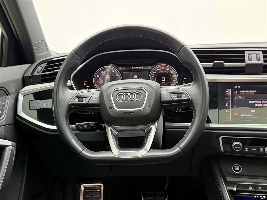 Audi Q3, 2023 26