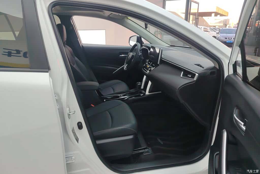 Toyota Corolla, 2023 8