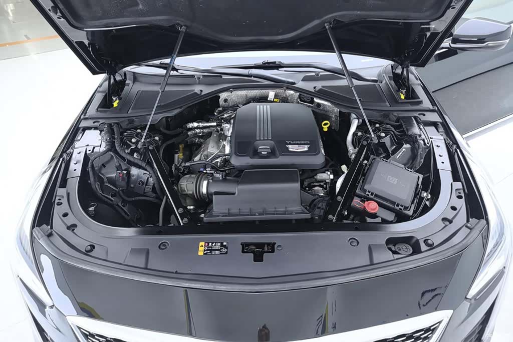 Cadillac CT6, 2021 10