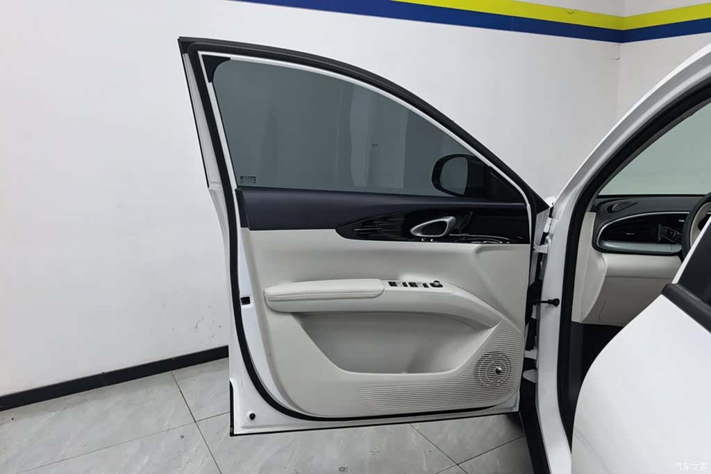 Geely Xingyuan, 2025 7
