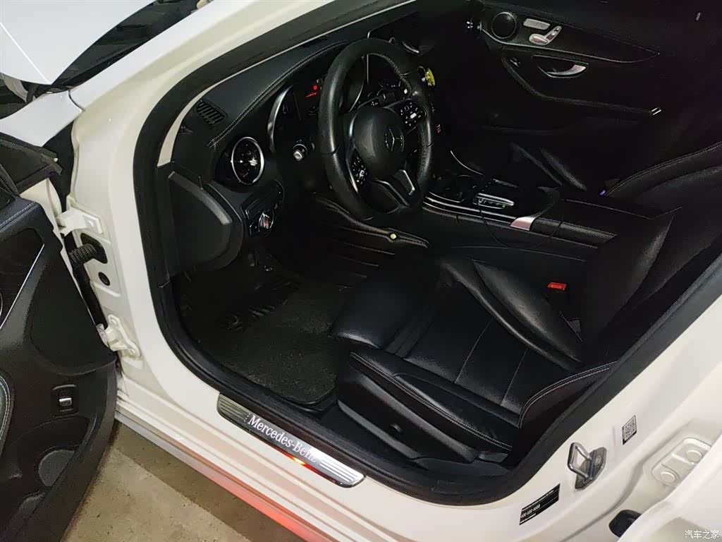 Mercedes-Benz C-Class, 2019 14