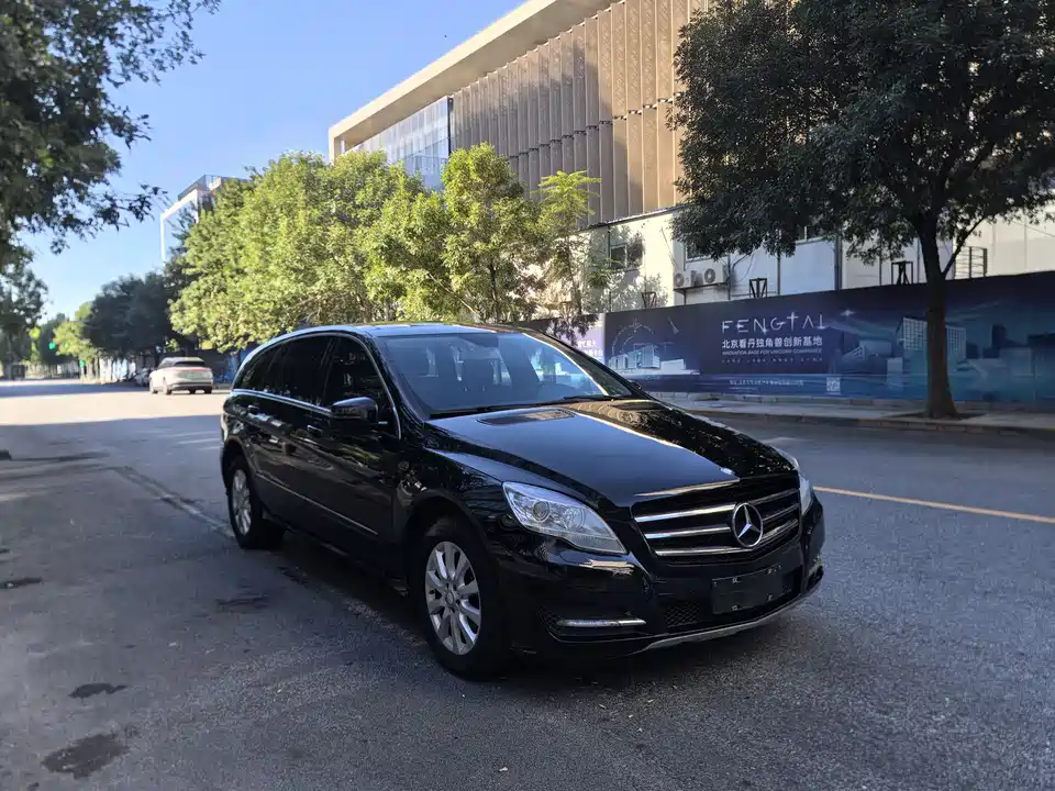 Mercedes-Benz R-class