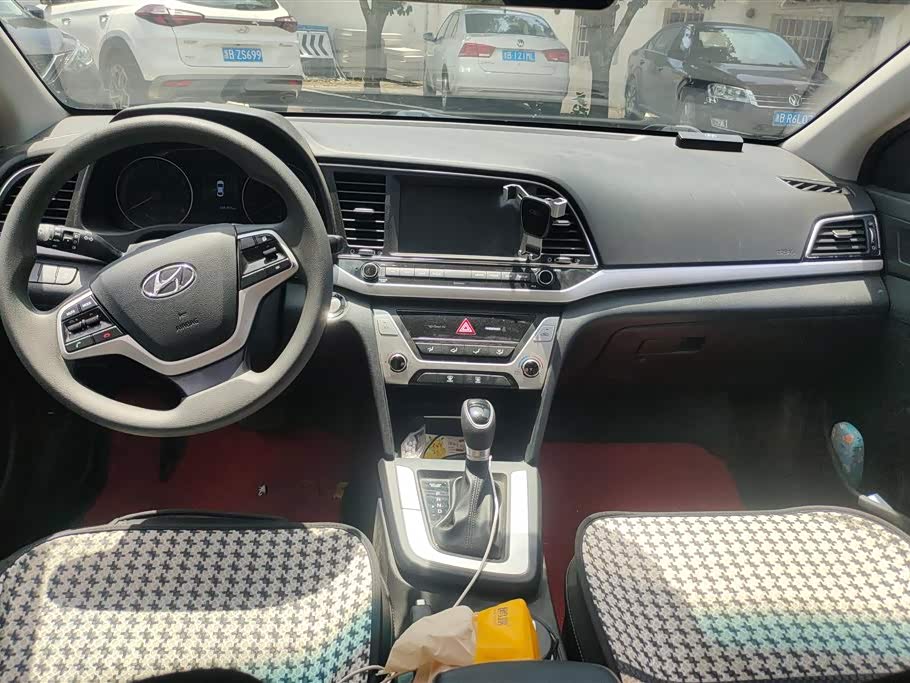 Hyundai Lead
