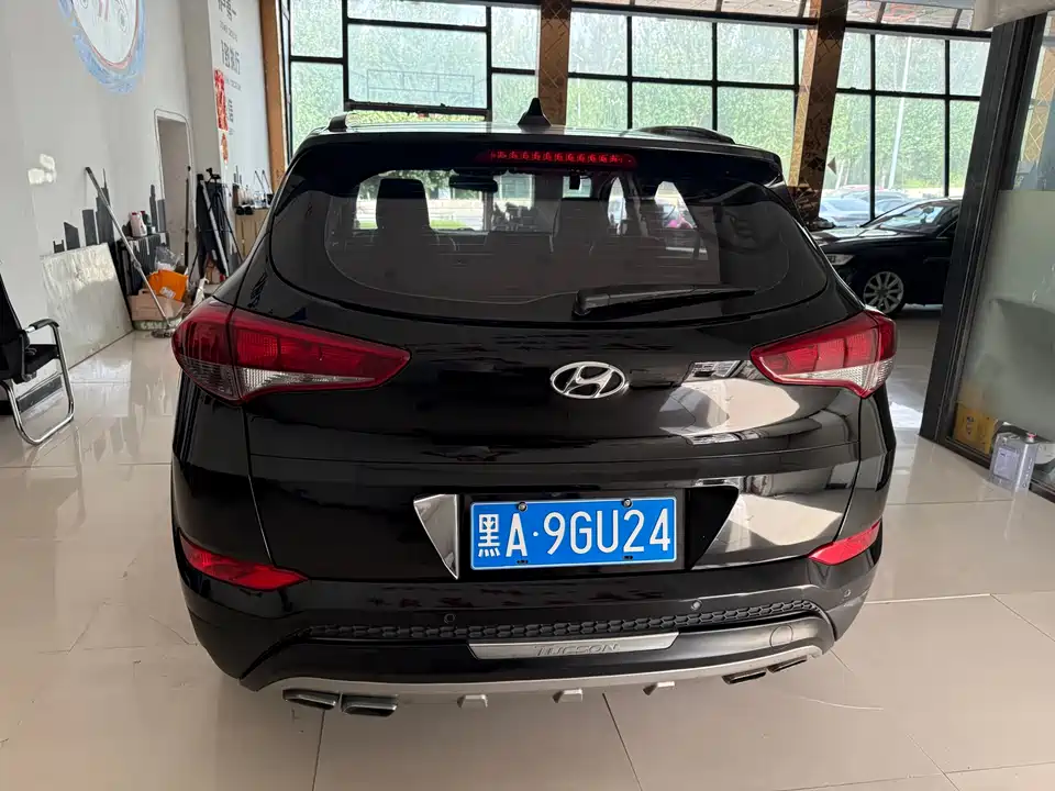 Hyundai Tucson