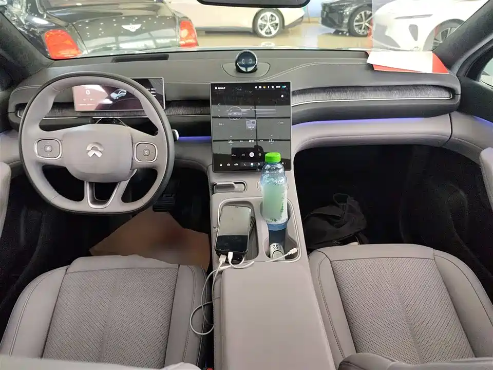 NIO EC6